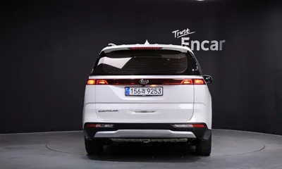 Kia Canival 2021, 129844 км, за 13213.92 USD