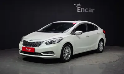 Kia K3 · 2015 год
