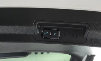 Ford Explorer 2020, 35074 км, за 18613.53 USD - фото 20