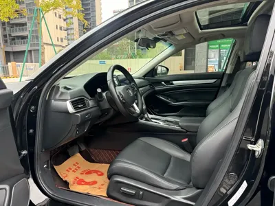Honda Accord 2022, 40000 км, за 14115.41 USD