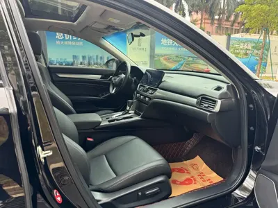 Honda Accord 2022, 40000 км, за 14115.41 USD