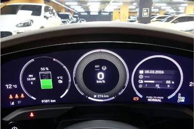 Porsche Taycan 2025, 9100 км, за 122686.1 USD - фото 6