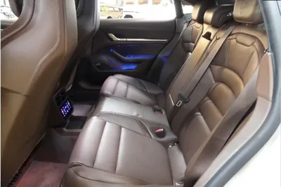 Porsche Taycan 2025, 9100 км, за 122686.1 USD - фото 8