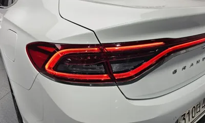 Hyundai Grandeur 2019, 98154 км, за 11766.27 USD - фото 23