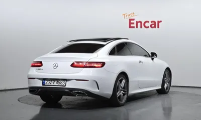 Mercedes-Benz E-Class 2019, 105889 км, за 18434.09 USD