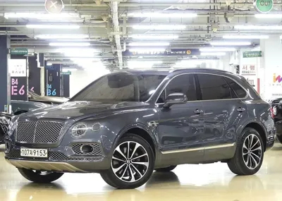 Bentley Bentayga 2017, 55641 км, за 61861.02 USD