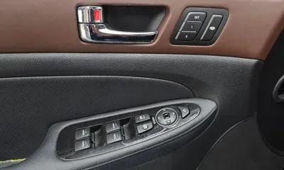 Hyundai Genesis 2012, 136713 км, за 4174.87 USD - фото 17
