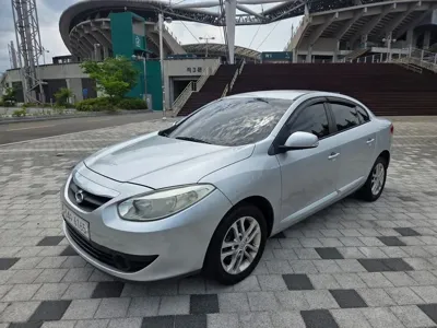 Renault-KoreaSamsung SM3 · 2011 год