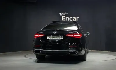 Mercedes-Benz C-Class 2023, 43220 км, за 65636.08 USD