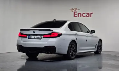 BMW 5-Series 2022, 73606 км, за 25928.84 USD