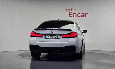 BMW 5-Series 2022, 73606 км, за 25928.84 USD
