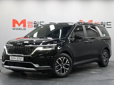 Kia Canival · 2023 год