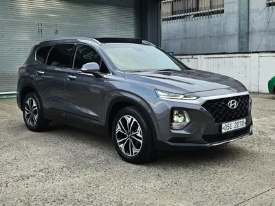 Hyundai Santafe 2019, 105609 км, за 9608.01 USD