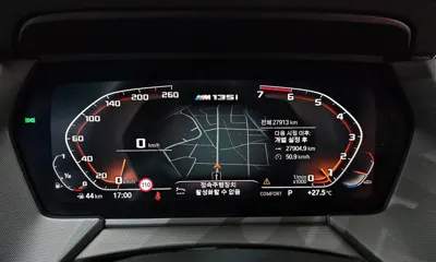 BMW 1-Series 2023, 27913 км, за 22318.5 USD - фото 8