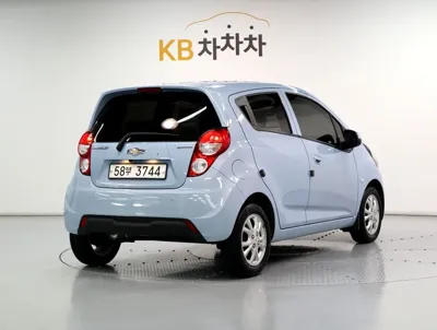 ChevroletGMDaewoo Spark 2015, 43056 км, за 3185.33 USD