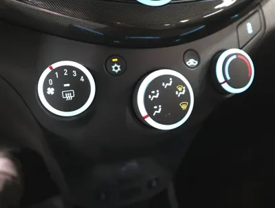 ChevroletGMDaewoo Spark 2015, 43056 км, за 3185.33 USD - фото 14