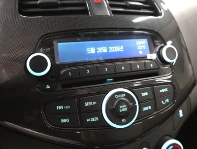 ChevroletGMDaewoo Spark 2015, 43056 км, за 3185.33 USD - фото 15