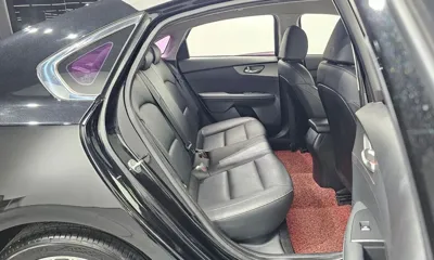 Kia K3 2019, 118636 км, за 6446.57 USD - фото 12