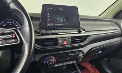 Kia K3 2019, 118636 км, за 6446.57 USD - фото 13
