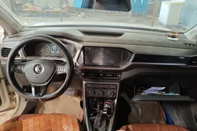 Volkswagen T-Cross 2021, 149500 км, за 8315 USD - фото 9