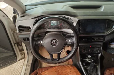 Volkswagen T-Cross 2021, 149500 км, за 8315 USD - фото 10