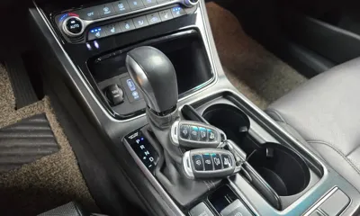 Hyundai Grandeur 2019, 141488 км, за 8539.15 USD - фото 9
