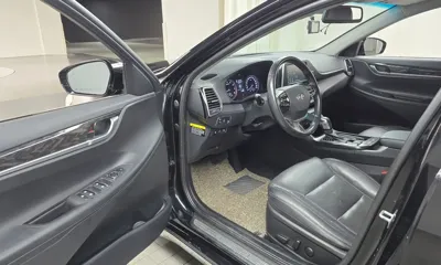 Hyundai Grandeur 2019, 141488 км, за 8539.15 USD - фото 10