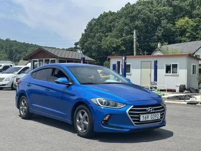 Hyundai Avante 2016, 129000 км, за 4296.67 USD