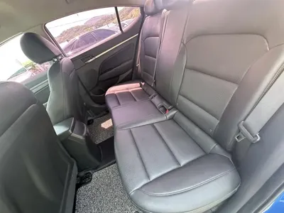 Hyundai Avante 2016, 129000 км, за 4266.77 USD - фото 8