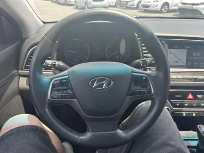 Hyundai Avante 2016, 129000 км, за 4266.77 USD - фото 13