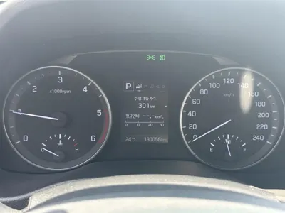 Hyundai Avante 2016, 129000 км, за 4266.77 USD - фото 14