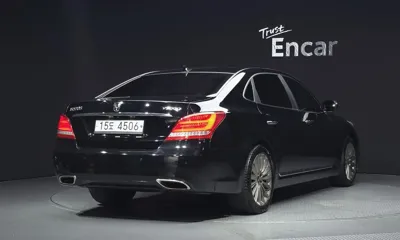 Hyundai Equus 2013, 379863 км, за 2953.92 USD