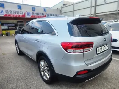 Kia Sorento 2016, 221549 км, за 6188.93 USD