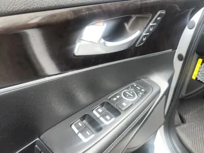 Kia Sorento 2016, 221549 км, за 6188.93 USD - фото 13