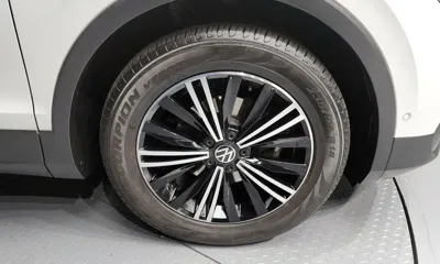 Volkswagen Tiguan 2021, 55142 км, за 18764.45 USD