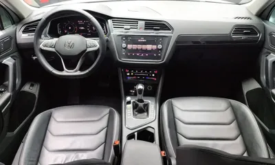 Volkswagen Tiguan 2021, 55142 км, за 18764.45 USD - фото 7