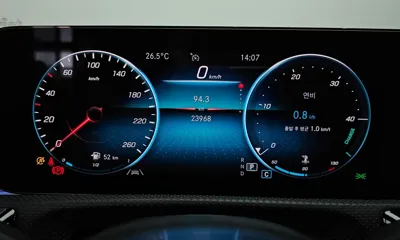 Mercedes-Benz CLA-Class 2021, 23968 км, за 19218.25 USD - фото 8