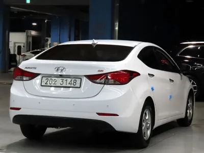 Hyundai Avante 2015, 88818 км, за 3872.92 USD