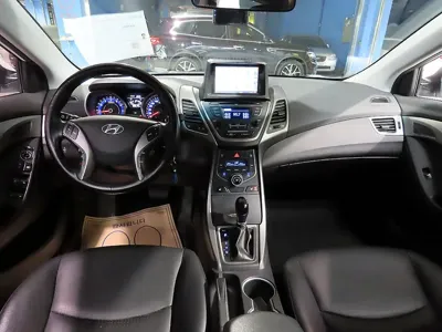 Hyundai Avante 2015, 88818 км, за 3872.92 USD
