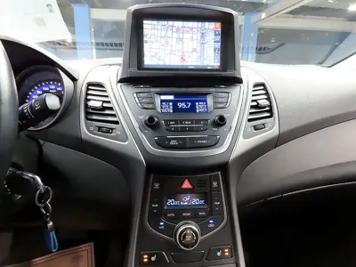 Hyundai Avante 2015, 88818 км, за 3872.92 USD - фото 12