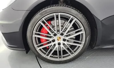 Porsche Panamera 2020, 37722 км, за 75982.81 USD