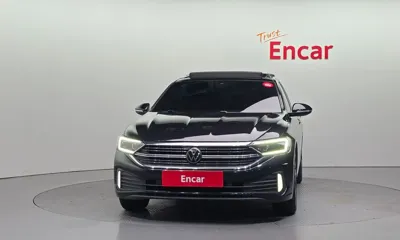 Volkswagen Jetta 2023, 78817 км, за 16807.83 USD