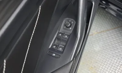 Volkswagen Jetta 2023, 78817 км, за 16807.83 USD - фото 11