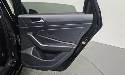 Volkswagen Jetta 2023, 78817 км, за 16807.83 USD - фото 25