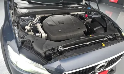 Volvo V60 2020, 147026 км, за 13986.48 USD - фото 6