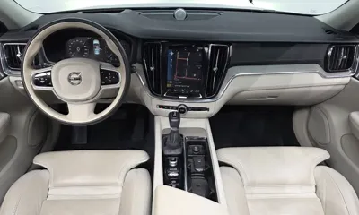 Volvo V60 2020, 147026 км, за 13986.48 USD - фото 7