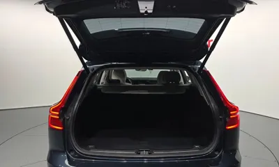 Volvo V60 2020, 147026 км, за 13986.48 USD - фото 20