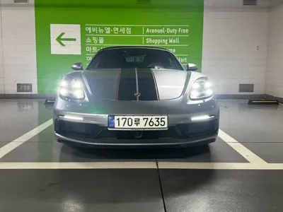 Porsche 718 · 2023 год