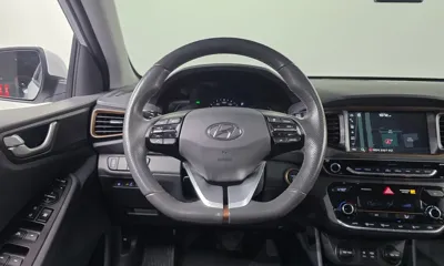 Hyundai Ioniq 2019, 65387 км, за 10097.73 USD - фото 16