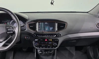 Hyundai Ioniq 2019, 65387 км, за 10097.73 USD - фото 17